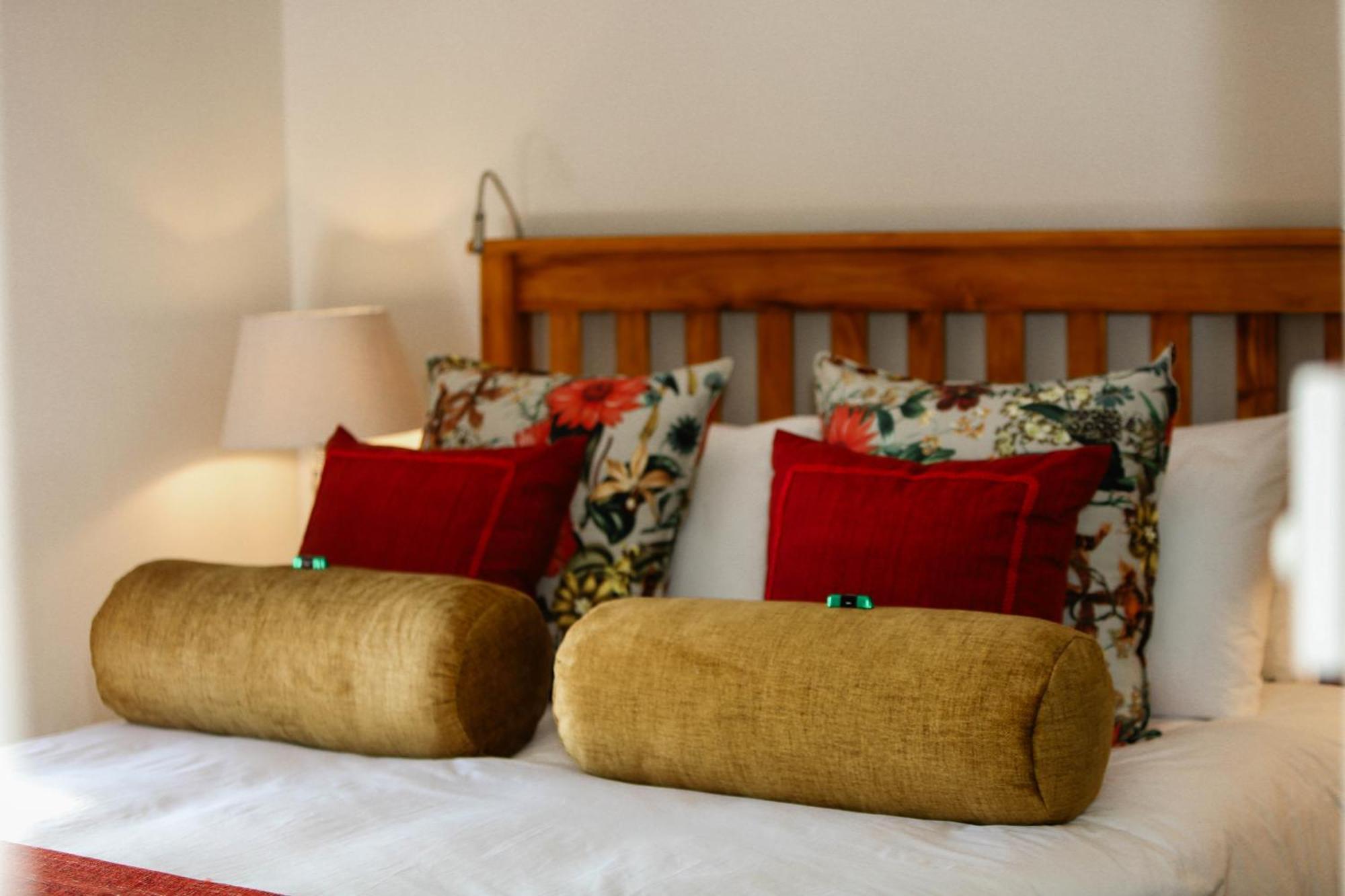 Montmartre Chalets & Venue 弗朗斯胡克 外观 照片
